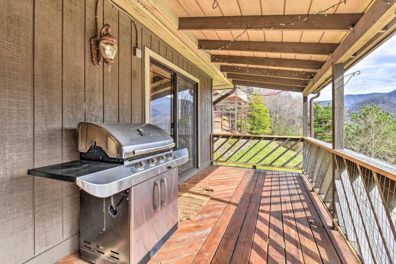 Best Location - Maggie Valley Cabin With Hot Tub! Buitenkant foto