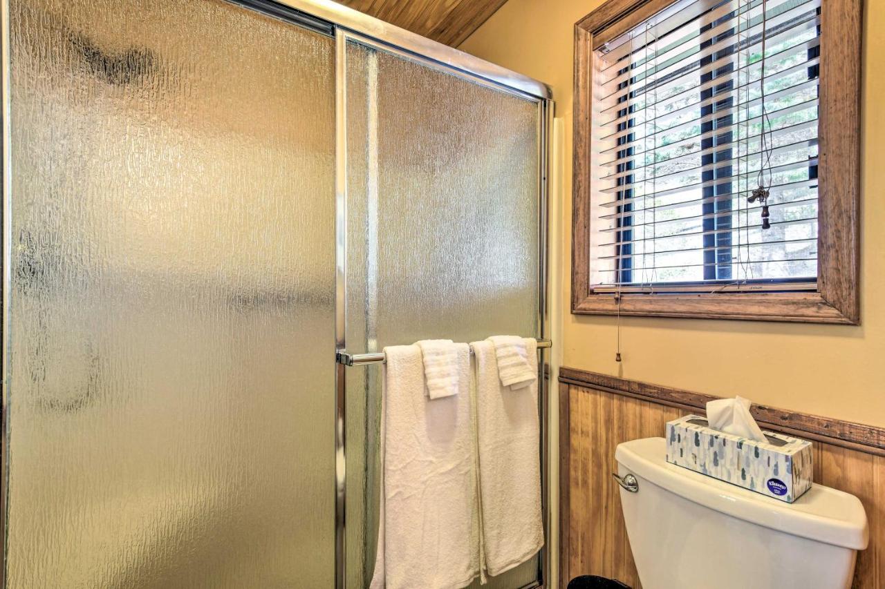 Best Location - Maggie Valley Cabin With Hot Tub! Buitenkant foto